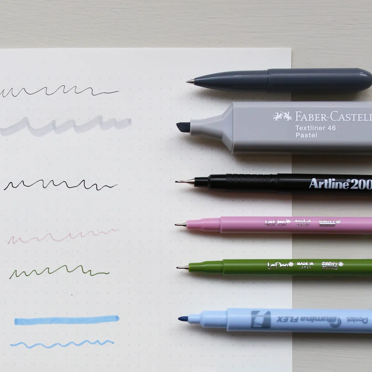 FABER-CASTELL HIGHLIGHTER // PASTEL GREY