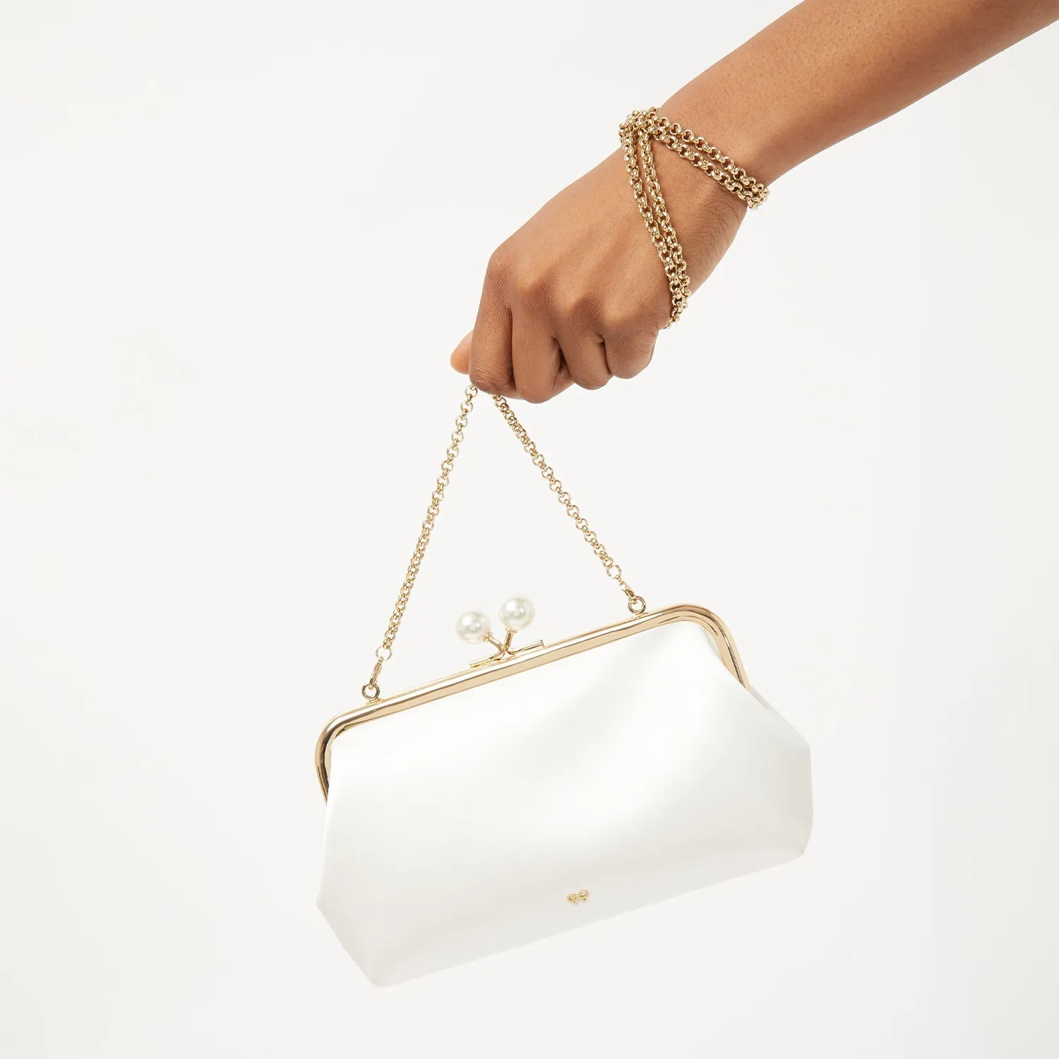 Maud Pearls Clutch